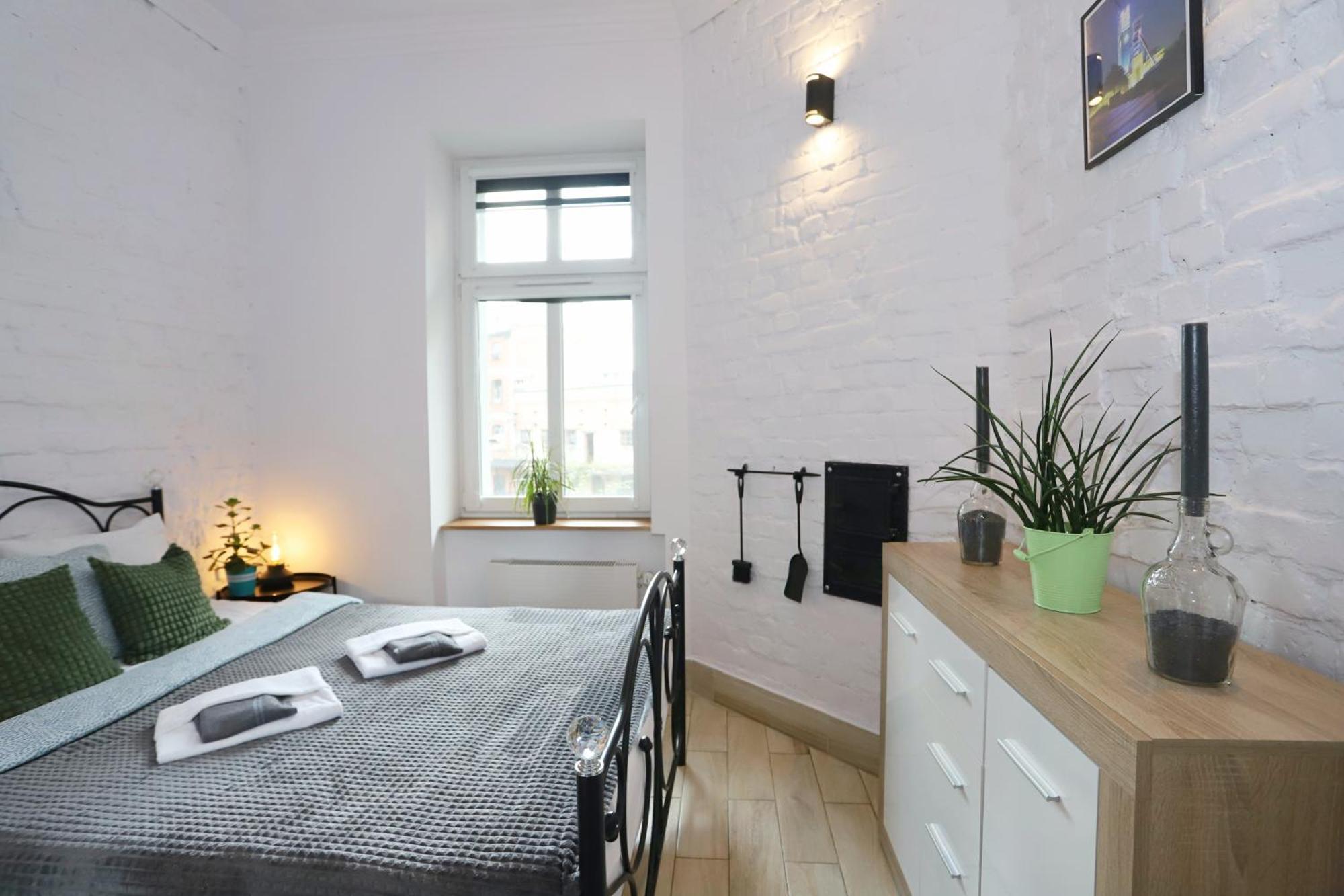 Apartament Gwarek Wałbrzych Dış mekan fotoğraf