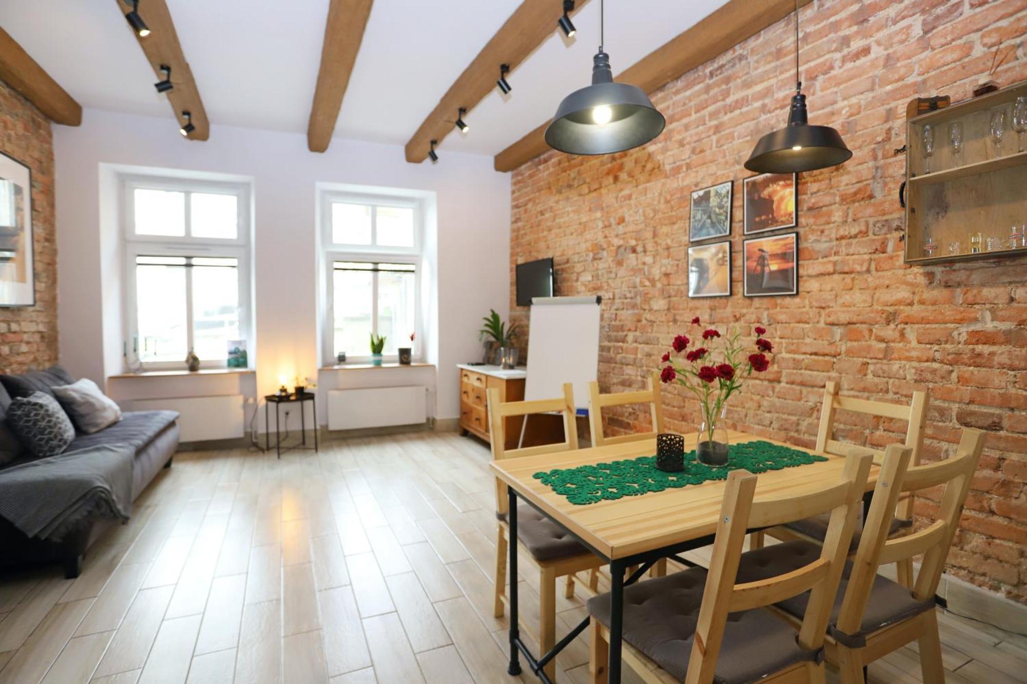 Apartament Gwarek Wałbrzych Dış mekan fotoğraf