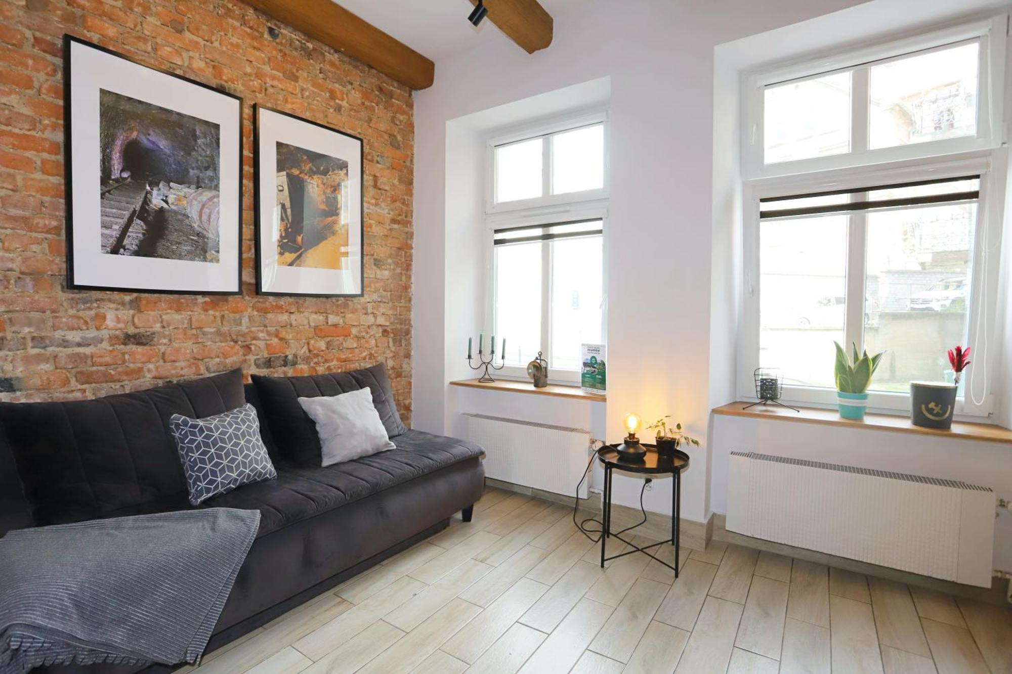 Apartament Gwarek Wałbrzych Dış mekan fotoğraf